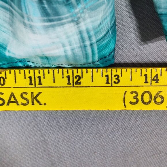 Nike swim trunks men's size L green black and white colour plaid pattern - Picture 11 of 11